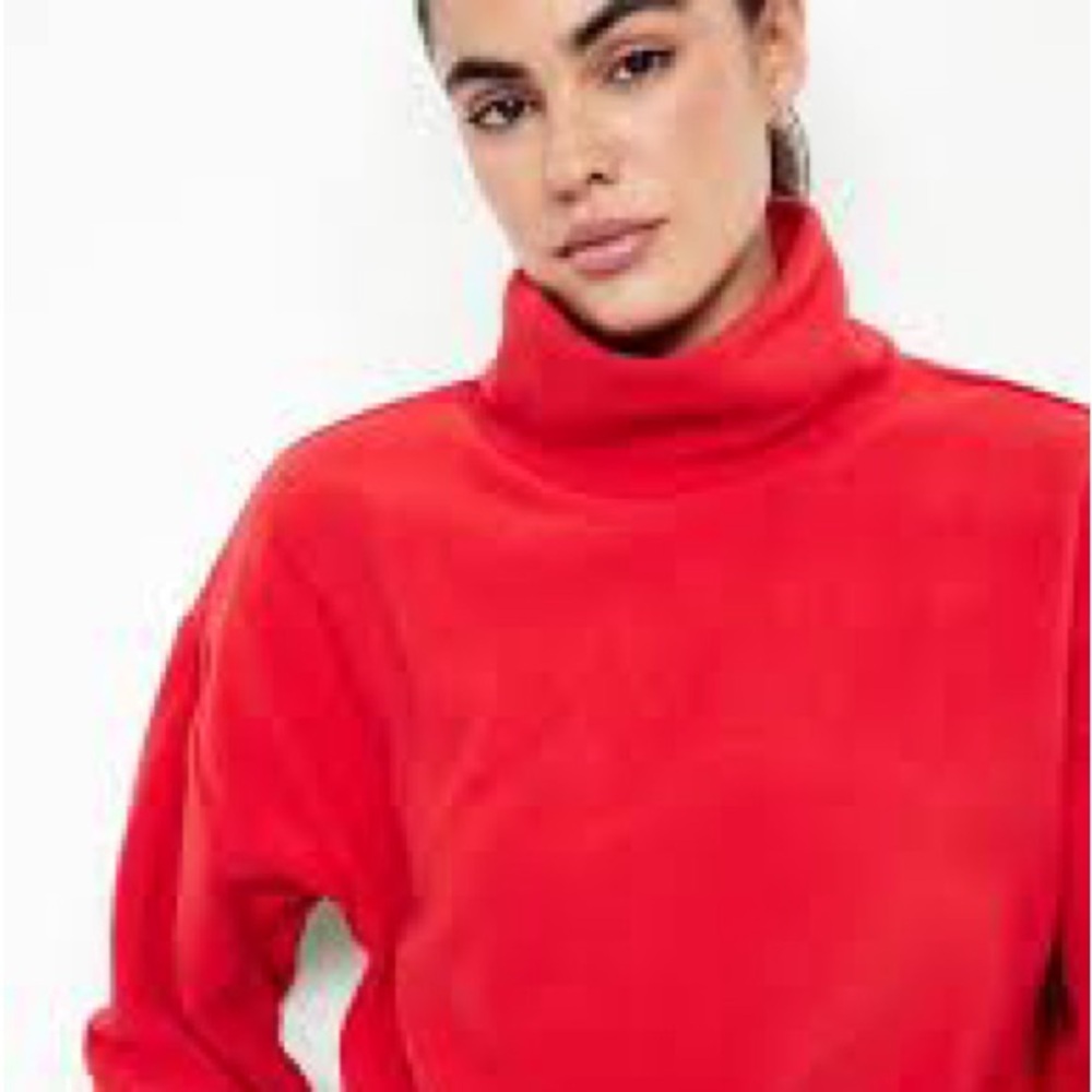 Women's Red microfleece mockneck